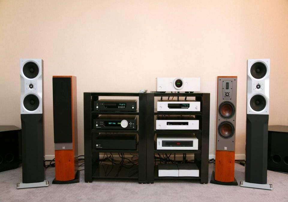 What Makes the Best Home Theater Speakers? A Quick Guide