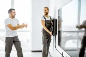 You should ensure that the integrators you choose for a custom audio video installation has the necessary skills and relevant experience. 